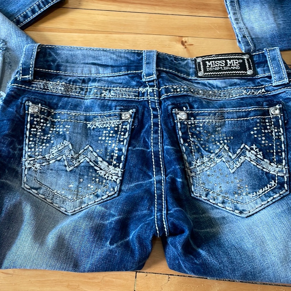 Miss Me distressed jeans cuffed skinny fits more like a skinny/straight IMHO